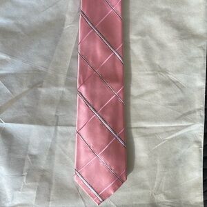 Pink silk tie